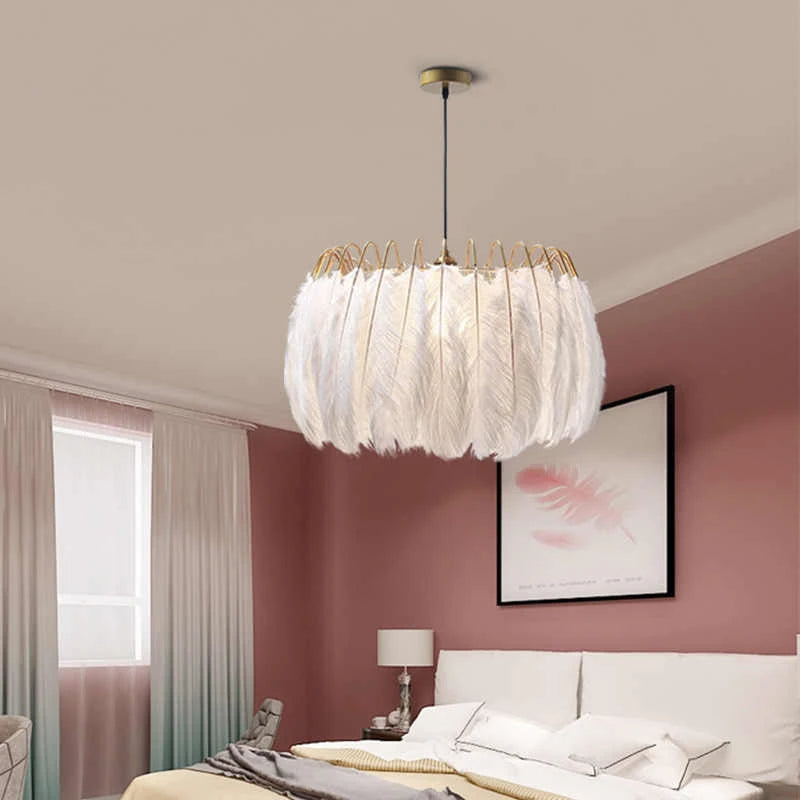 Feathered Elegance Chandelier Lamp