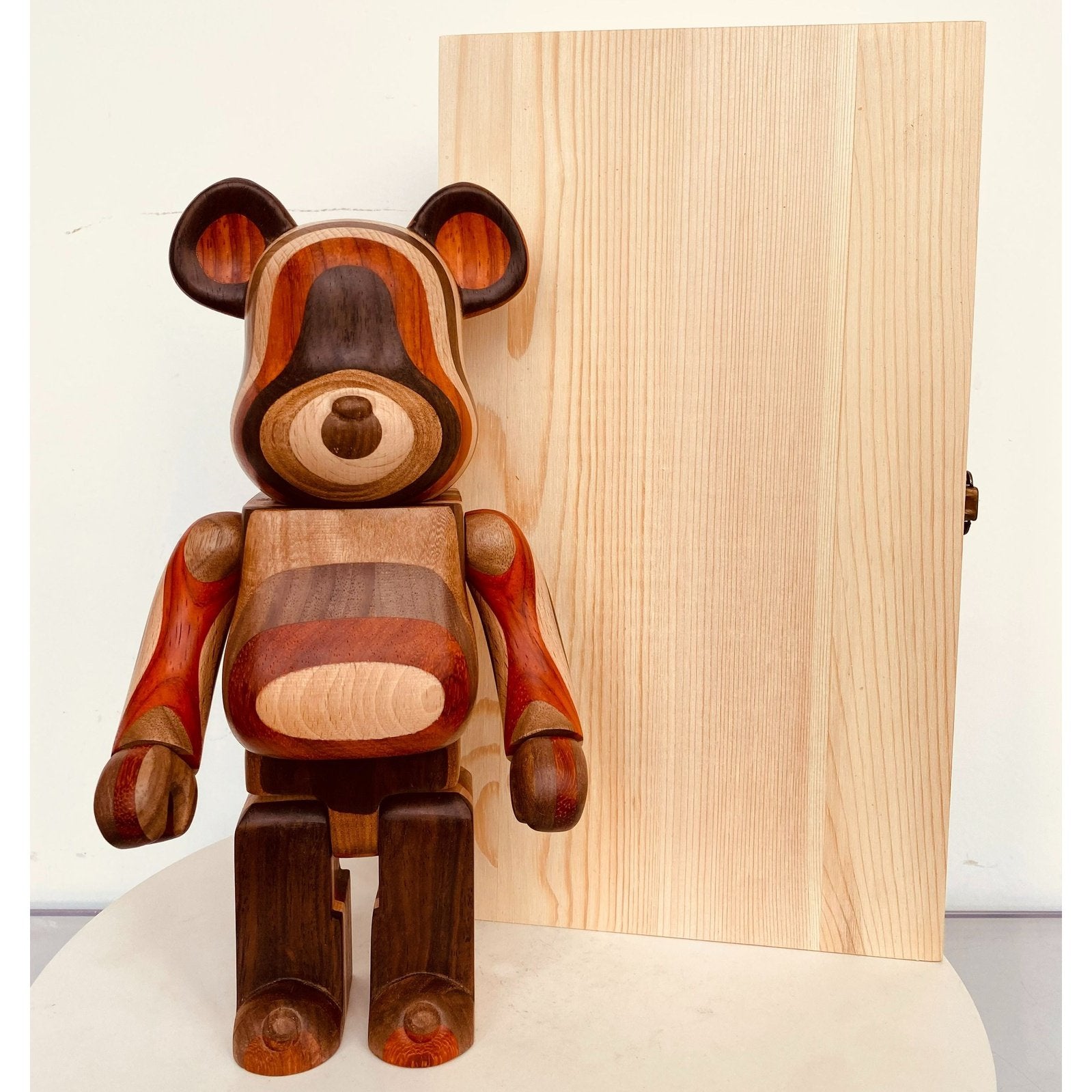 Bearbrick wood online